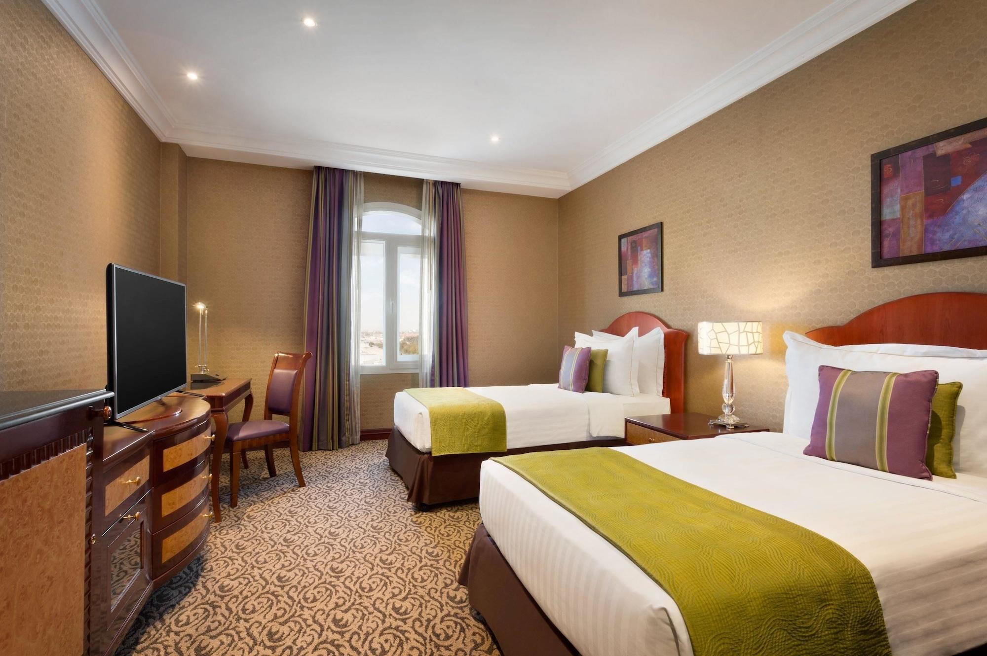 Grand Regency Doha, Trademark Collection By Wyndham Kültér fotó Deluxe Room