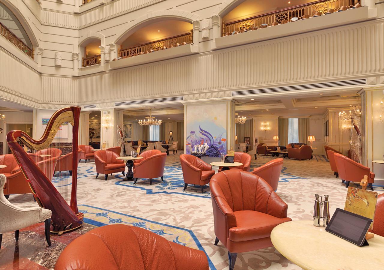 Grand Regency Doha, Trademark Collection By Wyndham Kültér fotó Lobby